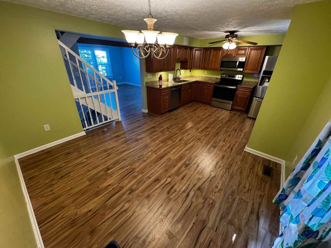 3226 Split Oak Ct - Photo 6 of 32