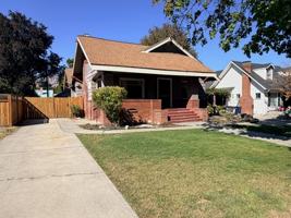 featured image of 120 S Franklin Ave