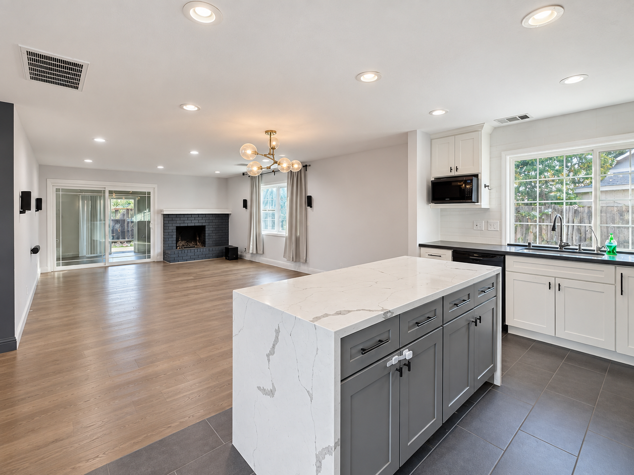 4610 Chateau Park Ct - Photo 3 of 19
