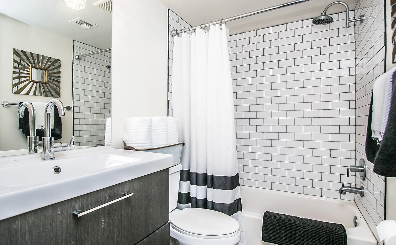 Adorable, recently updated units in the heart of Tempe - Photo 6 of 11