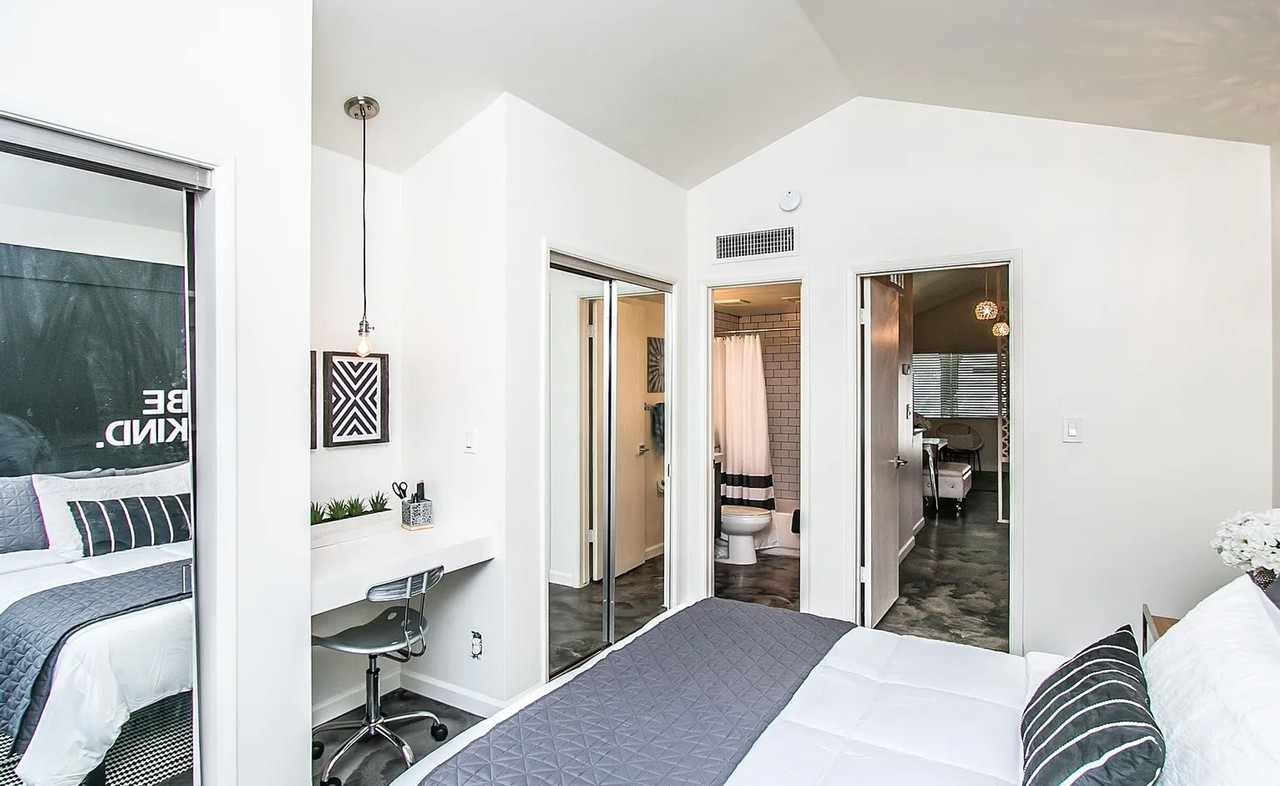Adorable, recently updated units in the heart of Tempe - Photo 7 of 11