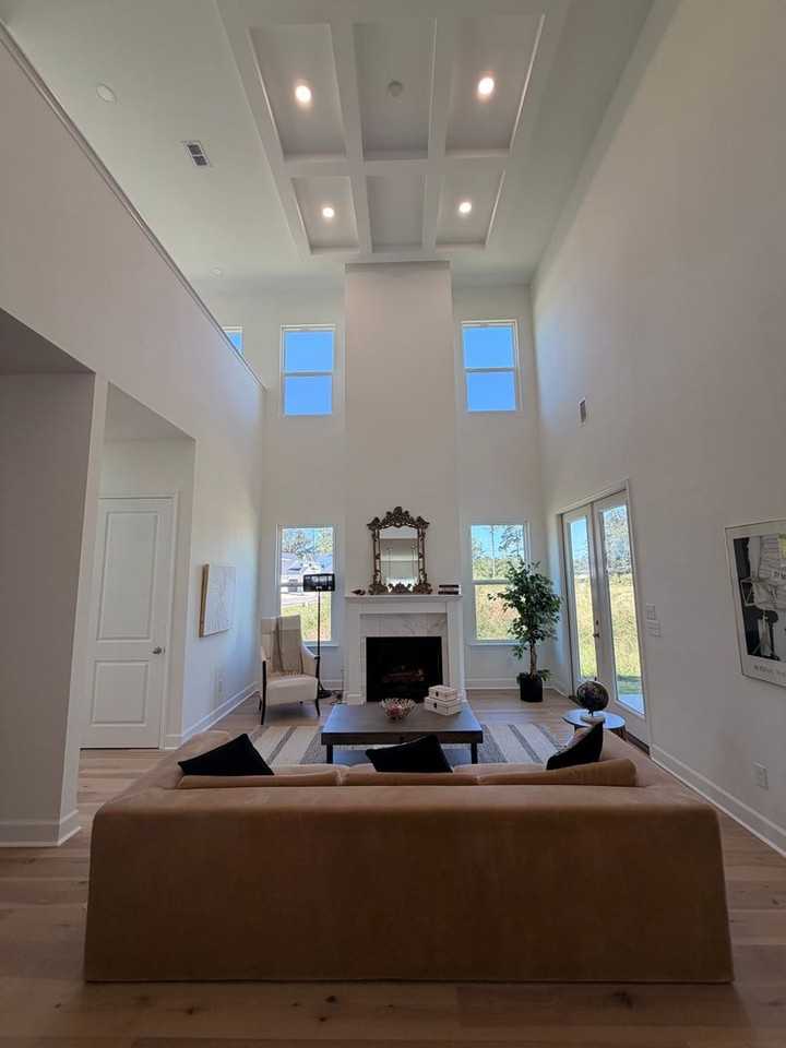 5713 Bascom Ln - Photo 5 of 11