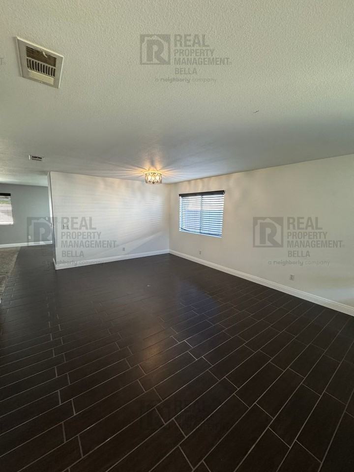 23694 Canyon Heights Dr - Photo 2 of 49