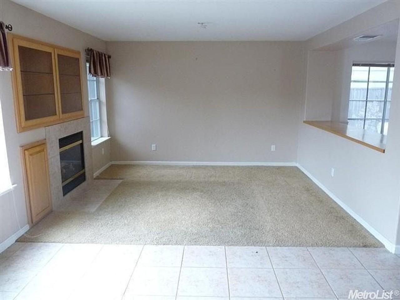 235 Brushwood Pl - Photo 3 of 7
