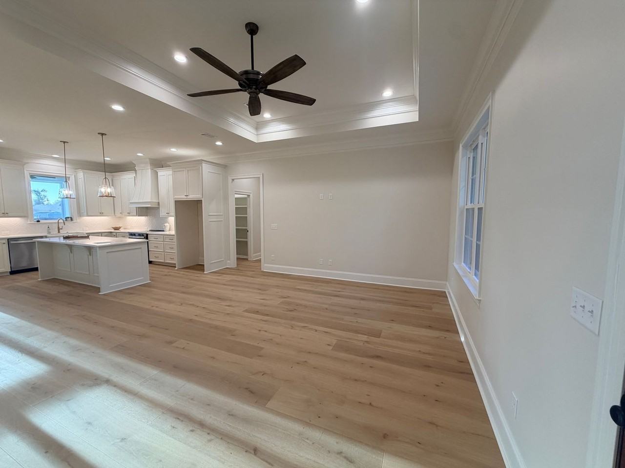 5635 School House Pond Rd - Photo 4 of 49