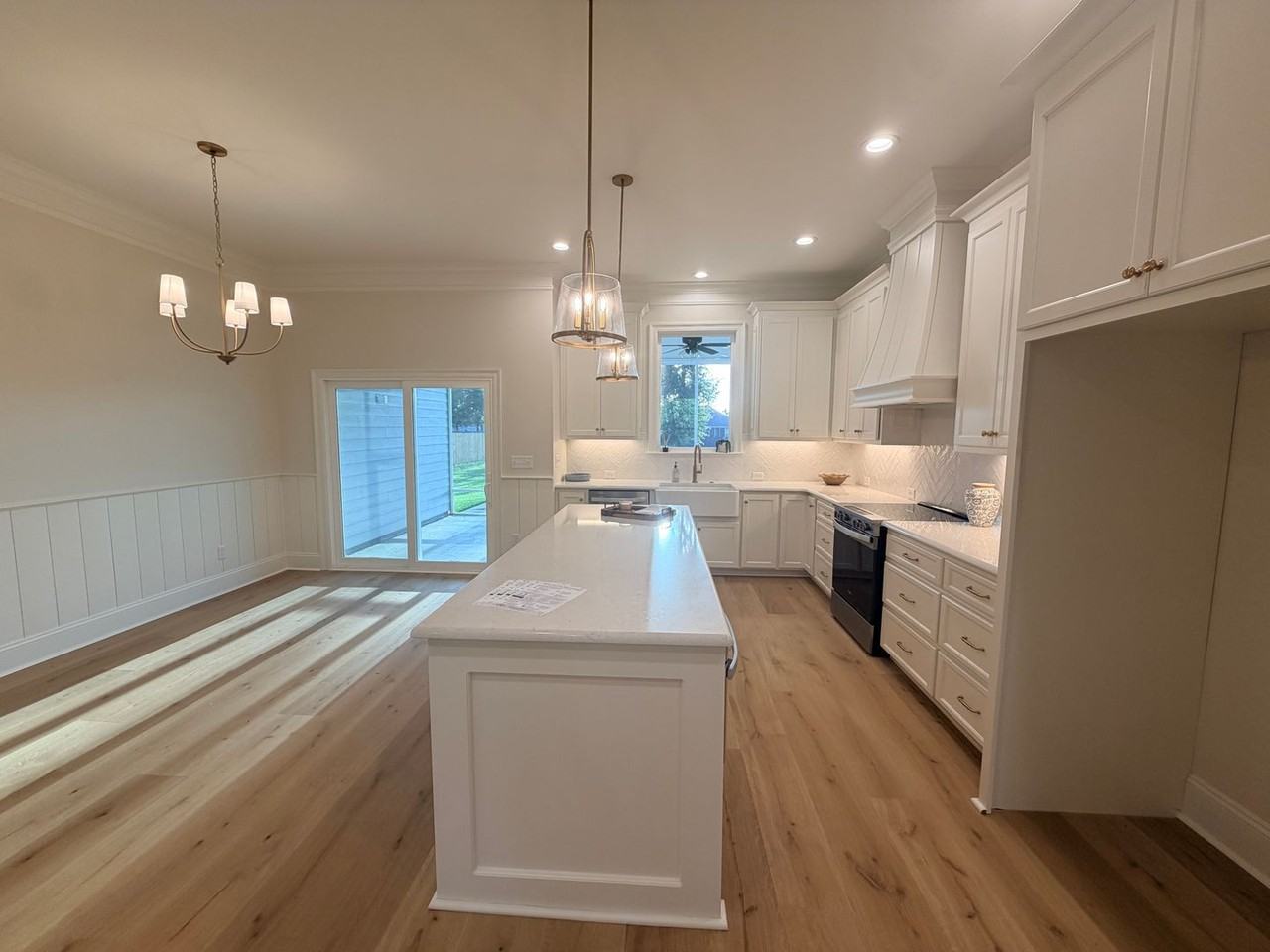 5635 School House Pond Rd - Photo 5 of 49