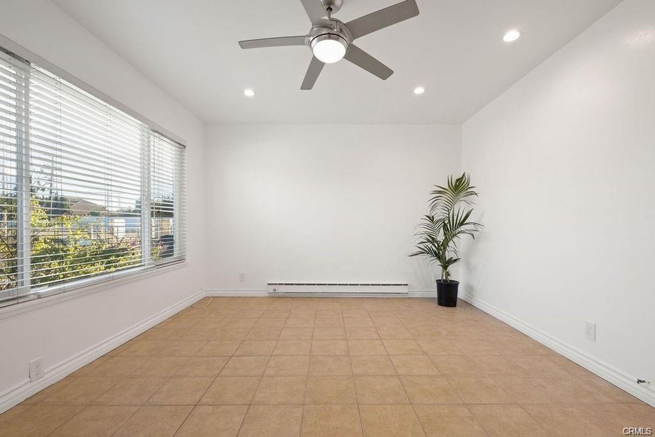 10220 Ascot Cir - Photo 2 of 19