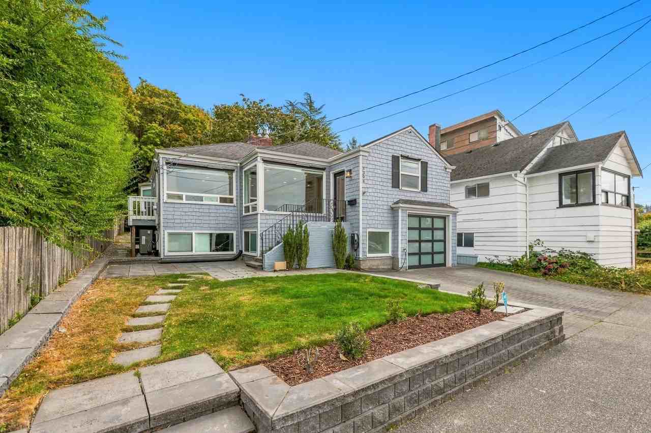 5306 Beach Dr Sw - Photo 3 of 50