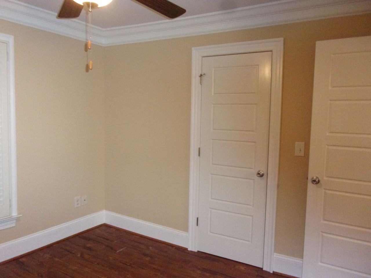 820 Bradley St - Photo 6 of 14