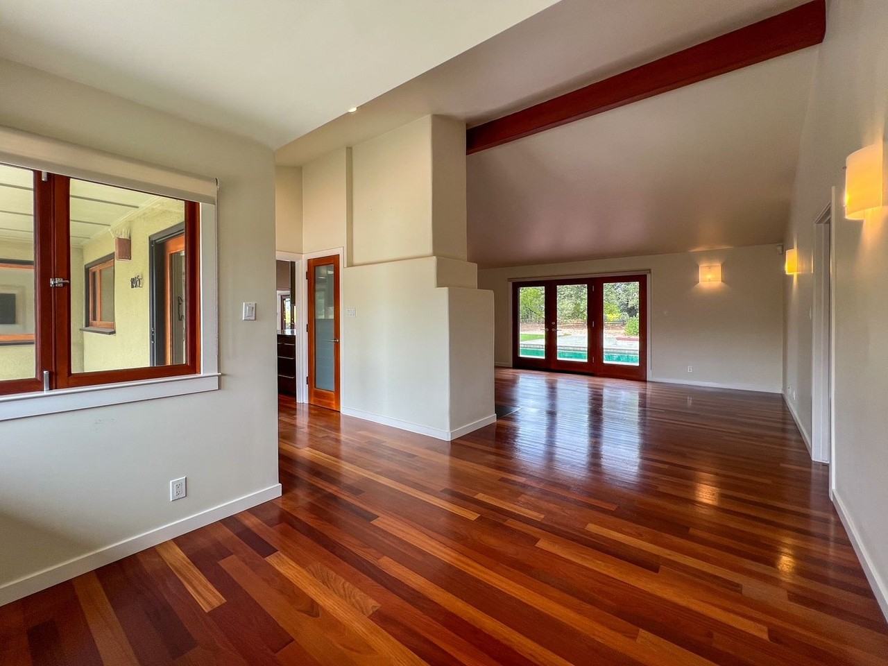 1146 Ragatz Ln - Photo 4 of 50