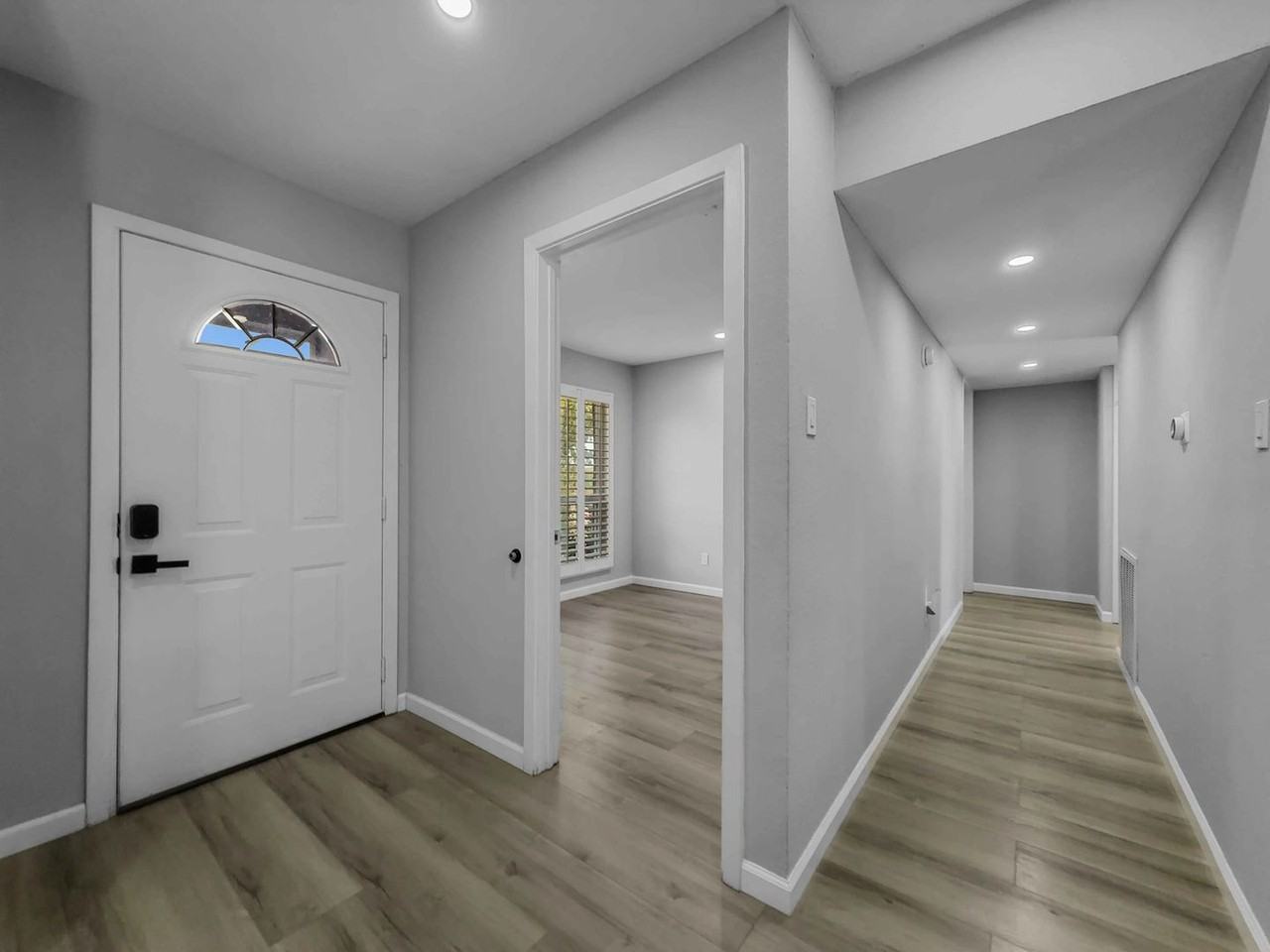 4917 Woodruff Dr - Photo 5 of 20