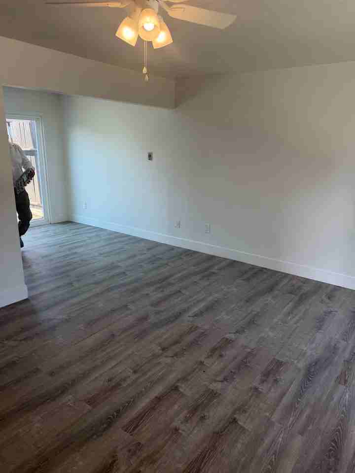 961 Wakefield Rd - Photo 6 of 9