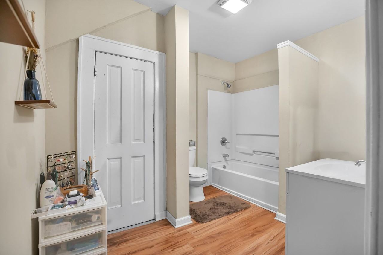 55 Ten Broeck St - Photo 7 of 16