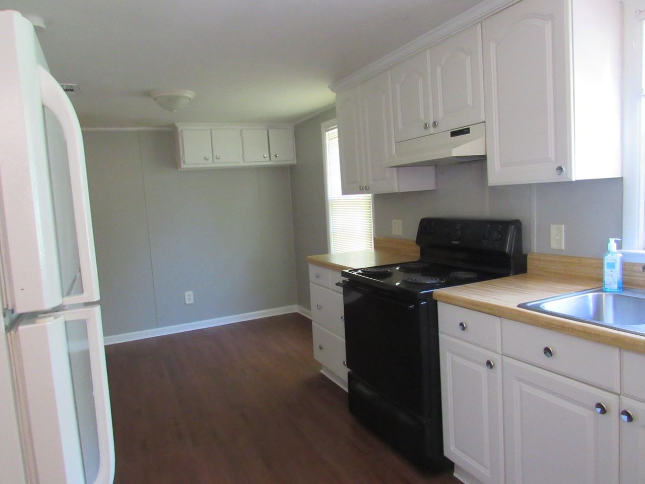 2804 Copeland Rd - Photo 6 of 15