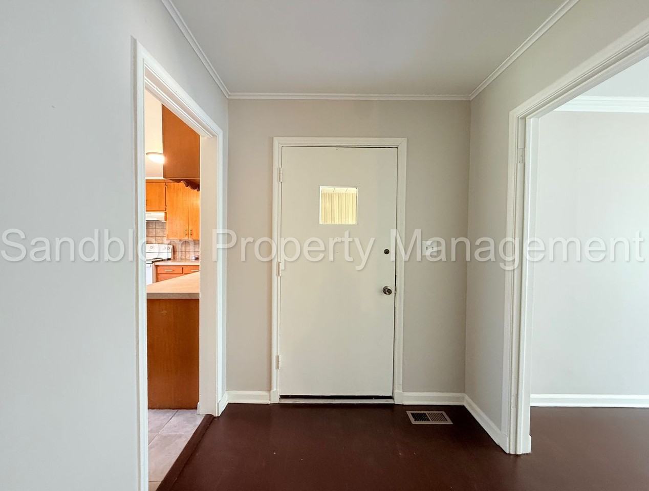 2614 S Urbana Ave - Photo 4 of 21