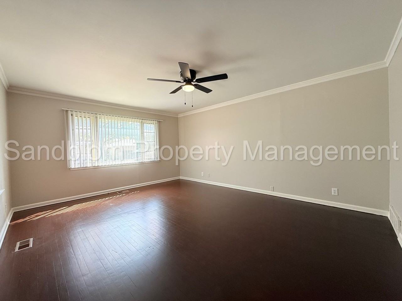 2614 S Urbana Ave - Photo 5 of 21
