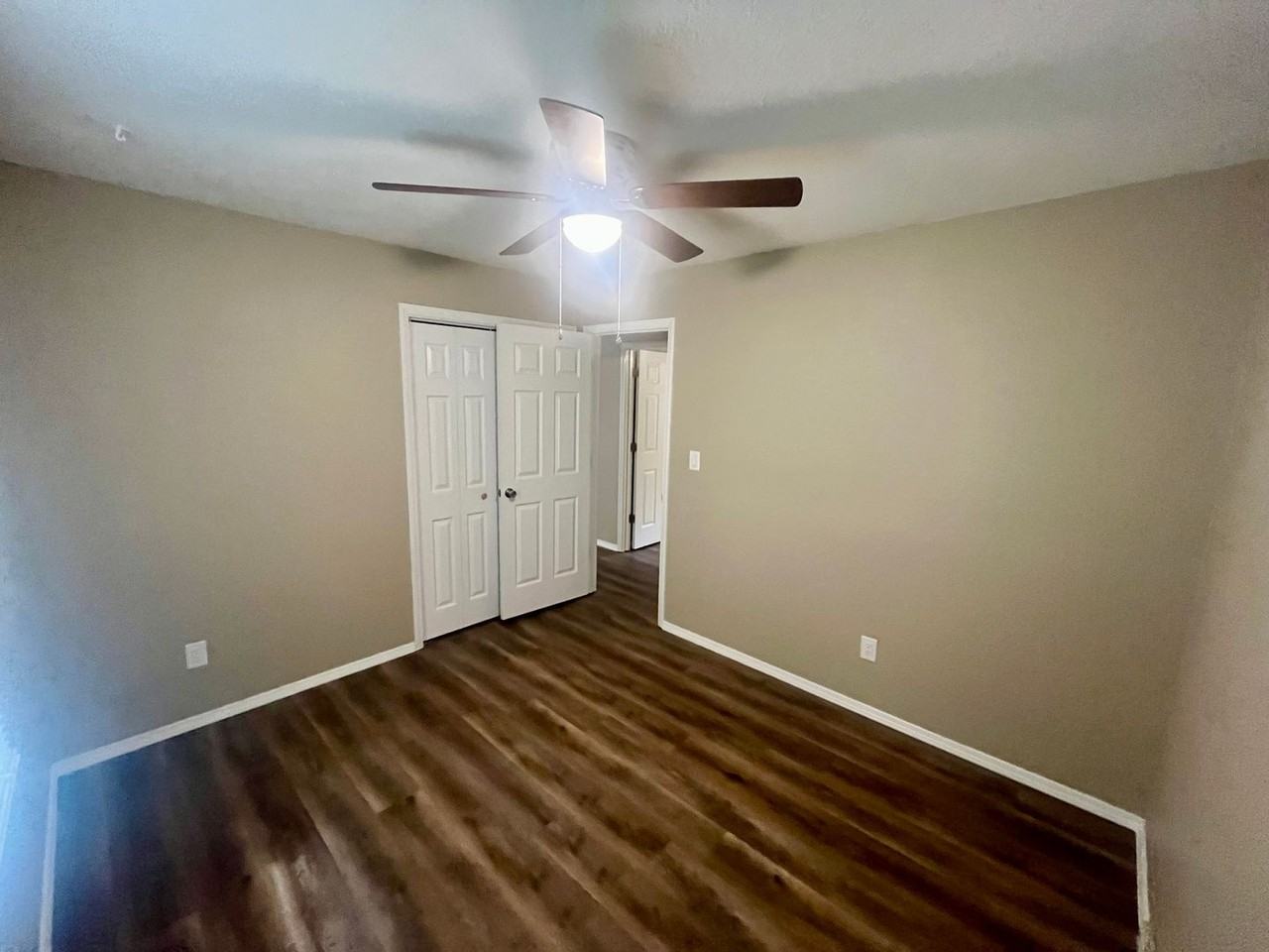 1281 E Rockhill St - Photo 2 of 16