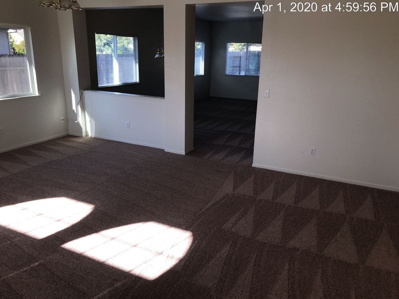 10 Maccan Ct - Photo 4 of 18