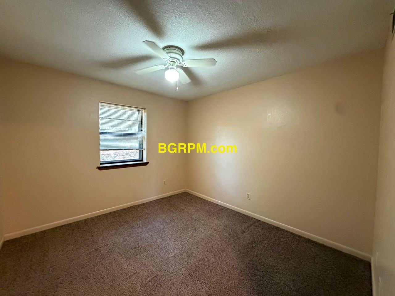 1804 Bobbitt Ln - Photo 6 of 9