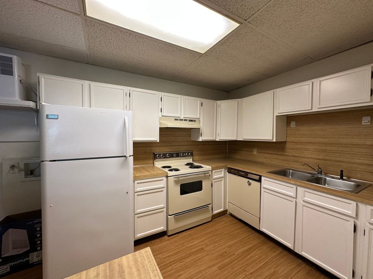 3157 Tiffany Ct - Photo 4 of 9
