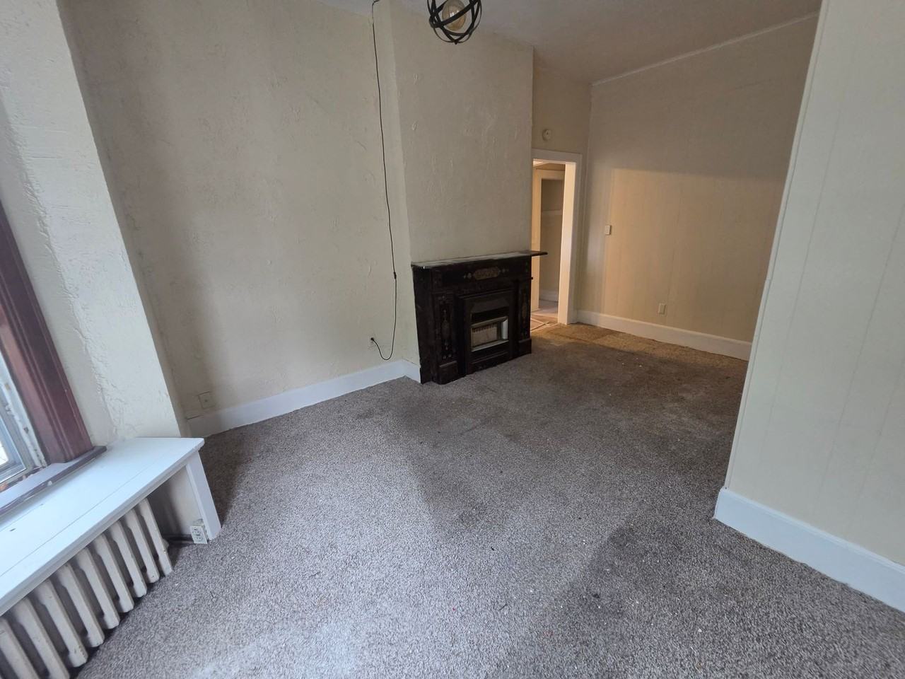 262 W 21st St #3 - Photo 3 of 5