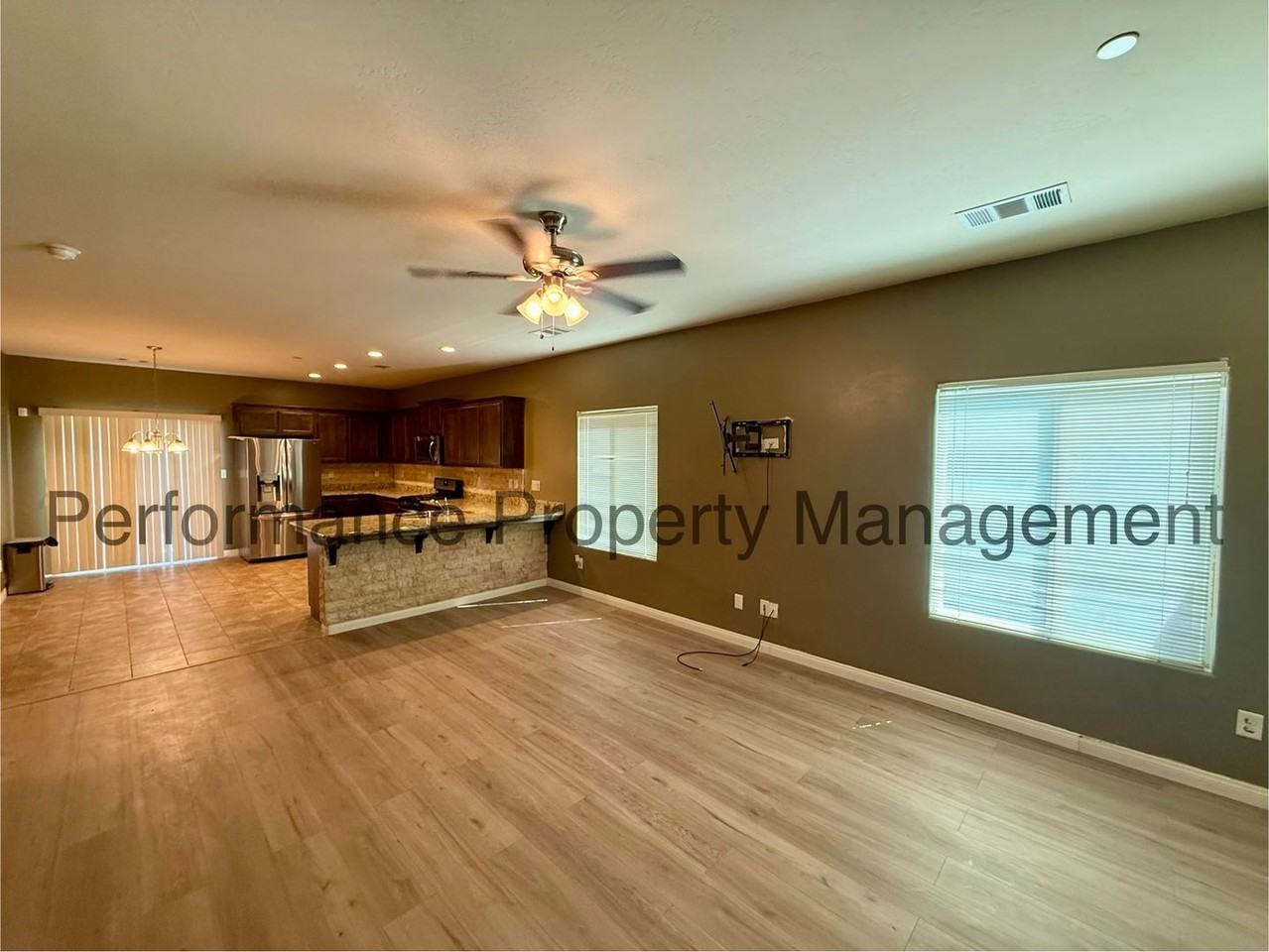 7010 Olen Arnold Ave - Photo 3 of 20