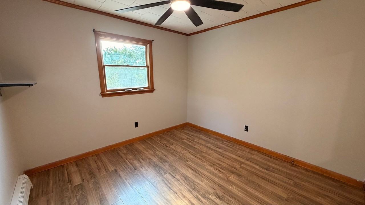 134 Main Rd - Photo 6 of 12