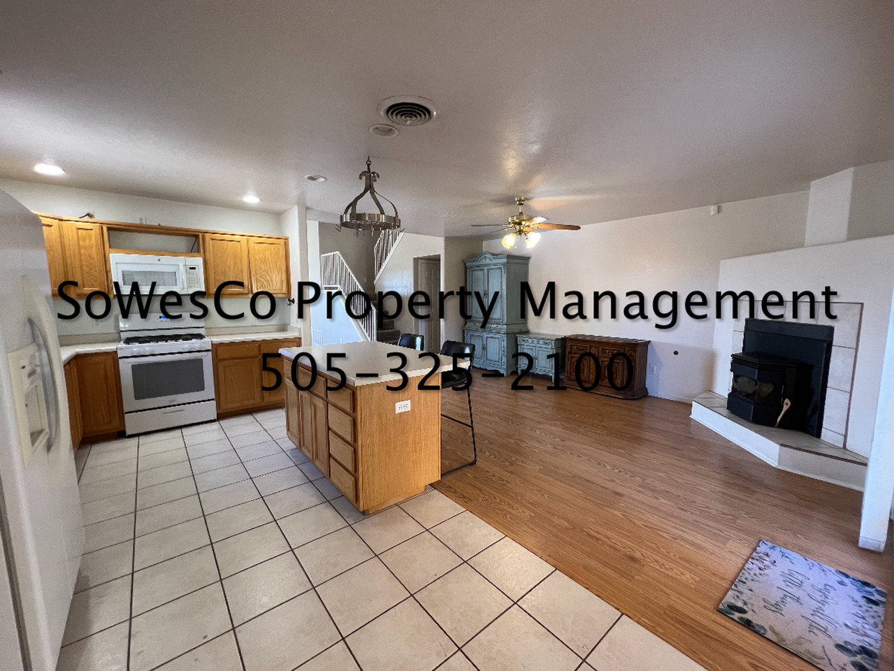 3300 Majesta Pl - Photo 6 of 23