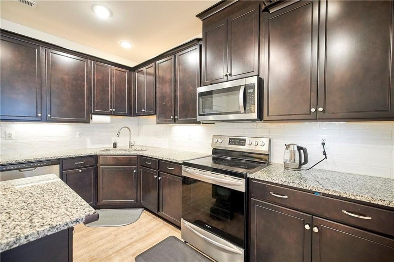 4315 Broad Hill Dr - Photo 3 of 22