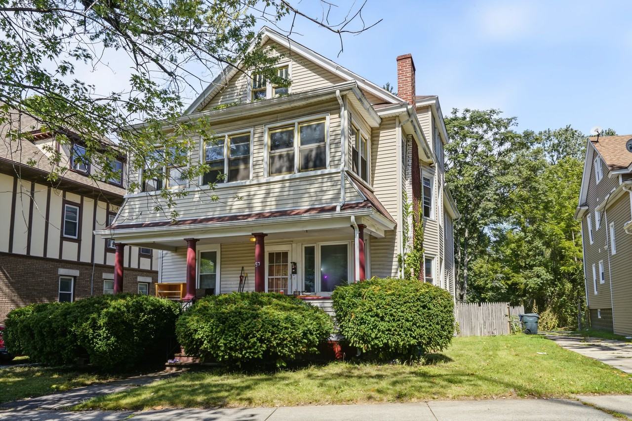 55 Forest Park Ave
