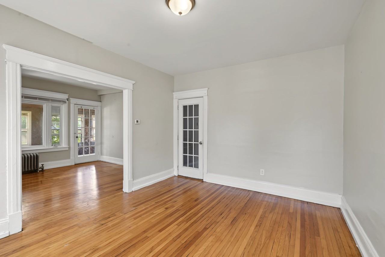 55 Forest Park Ave - Photo 5 of 20