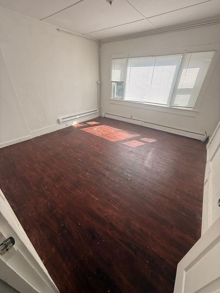 166-168 W Main Street - Photo 6 of 12