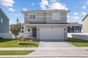 featured image of 3477 N Finch Ln