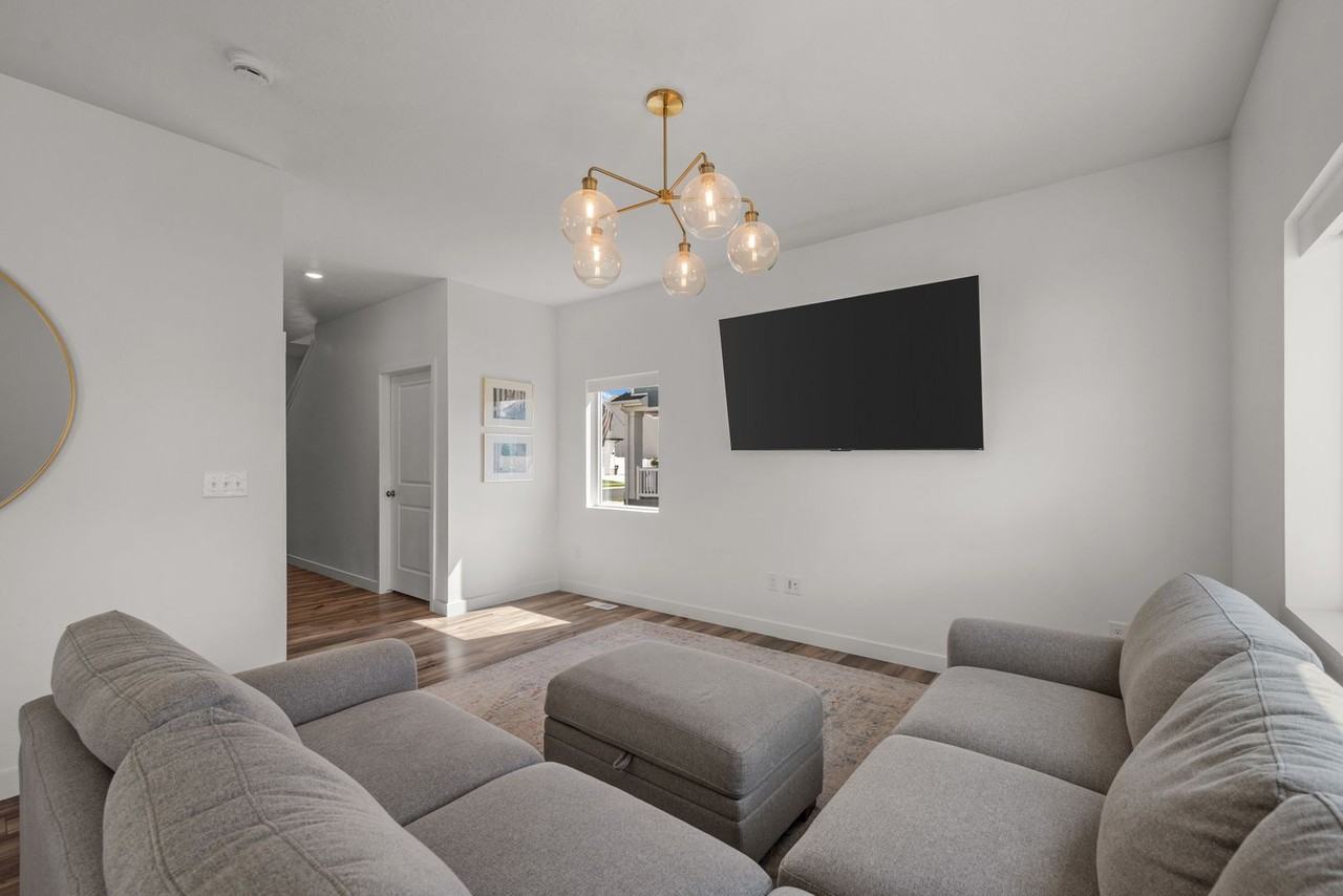 3477 N Finch Ln - Photo 5 of 29