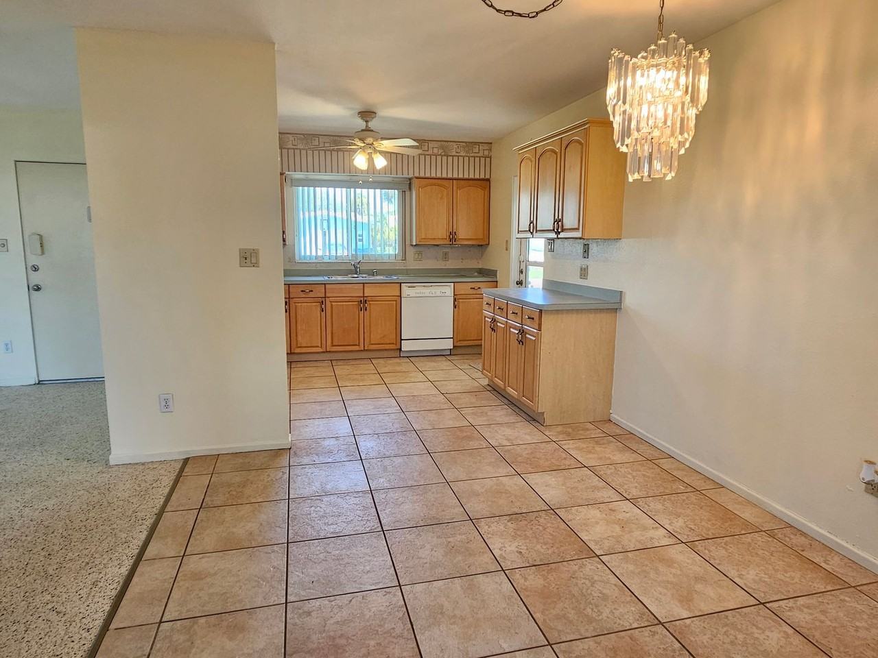 264 Glen Oak Rd - Photo 5 of 40
