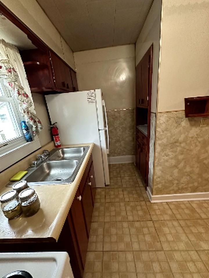 520 W Smithfield St ## F2 - Photo 7 of 10
