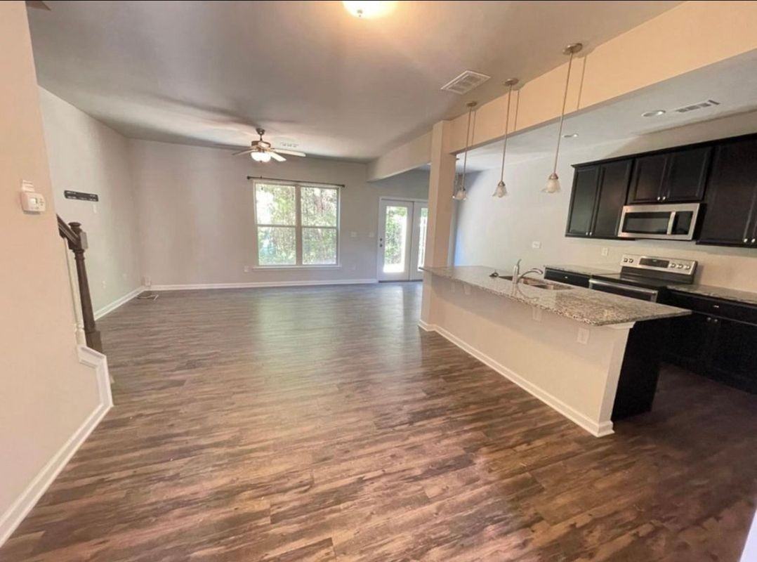 1526 Brookmere Way - Photo 3 of 12