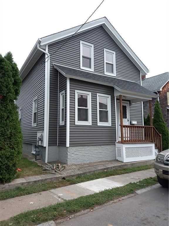 6 Short St