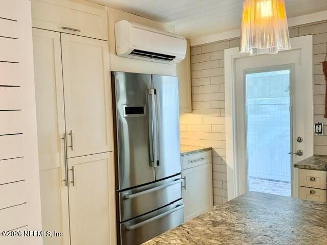 397 Ahern St - Photo 4 of 22
