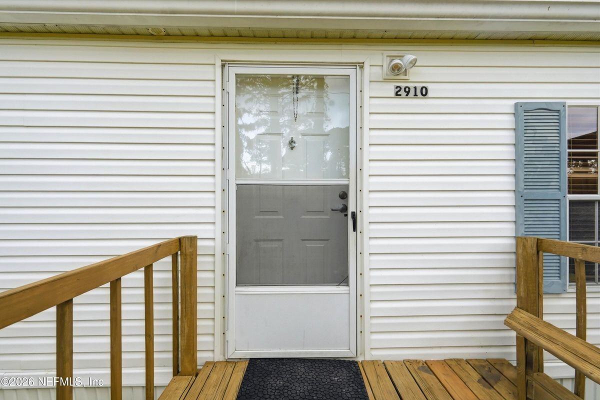 2910 Marshbank Rd - Photo 4 of 37