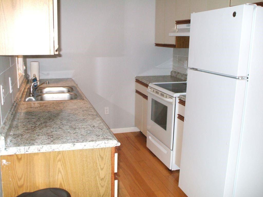 660 Point Judith Rd ##E3 - Photo 3 of 15