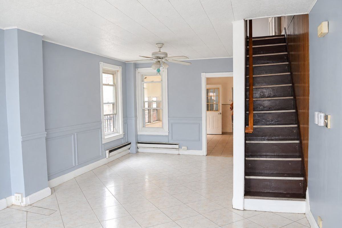 532 Grant St - Photo 3 of 20