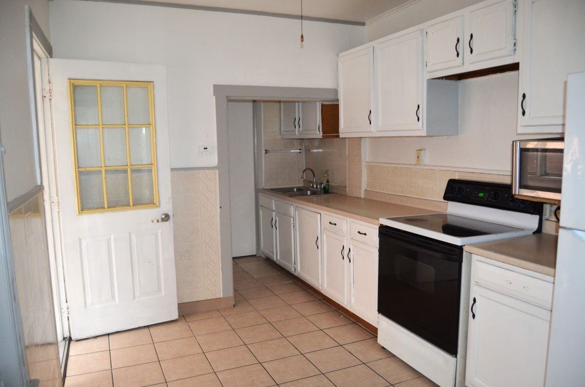 532 Grant St - Photo 4 of 20
