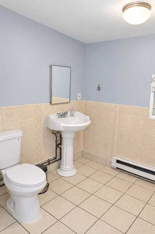 532 Grant St - Photo 6 of 20