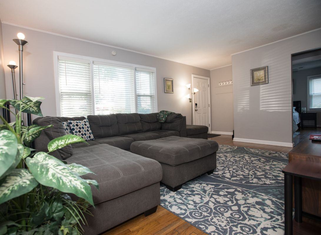 8604 W 57th St - Photo 3 of 28