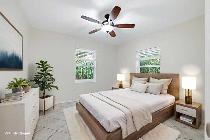 2000 Ne 18th St - Photo 2 of 7