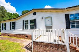 featured image of 2202 Chestnut Ave