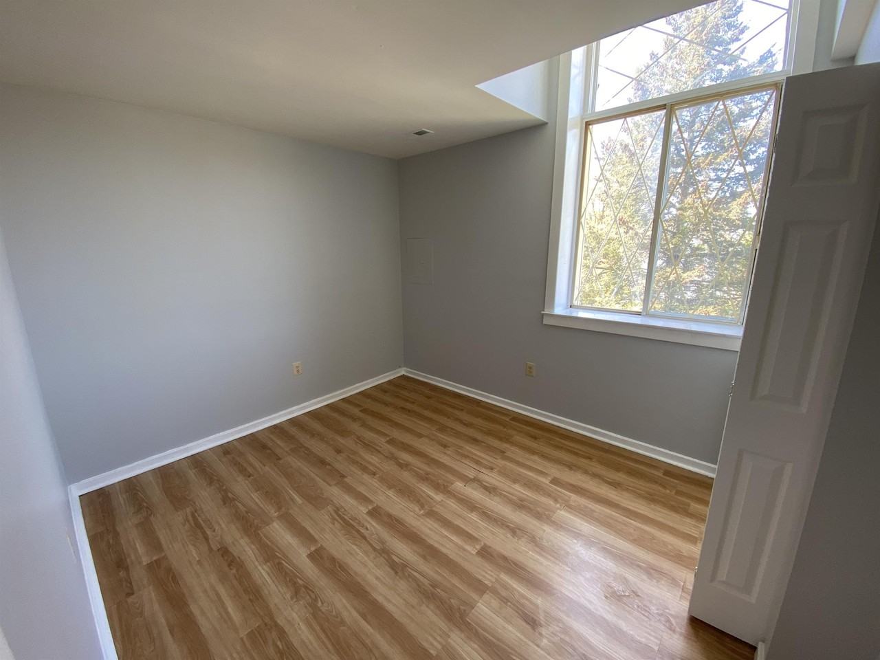 4406 Camden Ave Apt C2 #1 - Photo 2 of 13