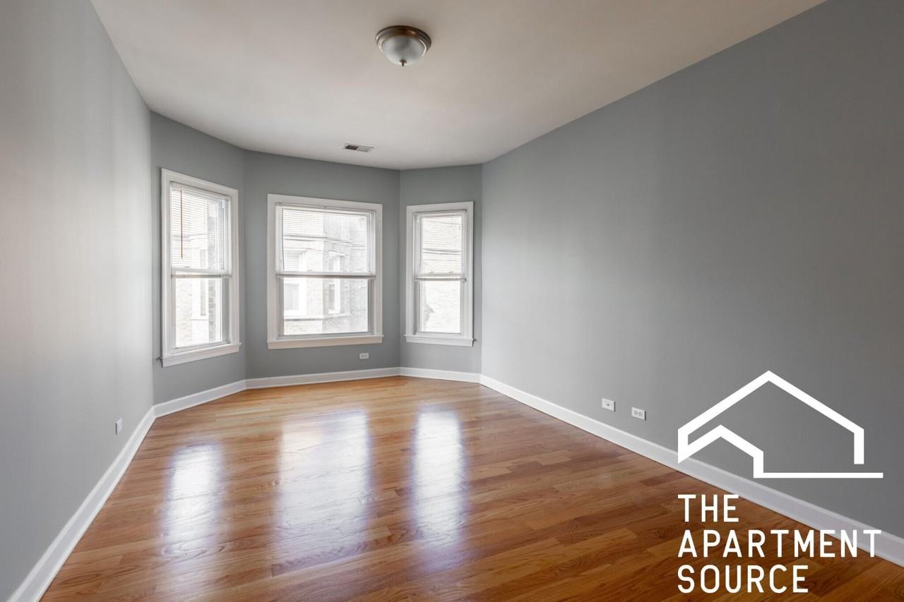1648 W Pratt Blvd #2K - Photo 4 of 13