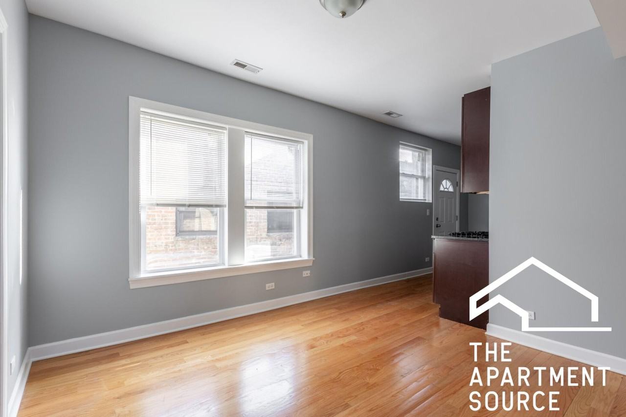 1648 W Pratt Blvd #2K - Photo 6 of 13
